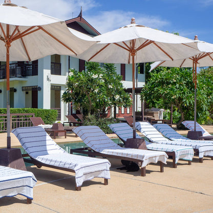 2 Pack of Chaise Lounge Chair Towels, 30 x 85, Fitted Pocket