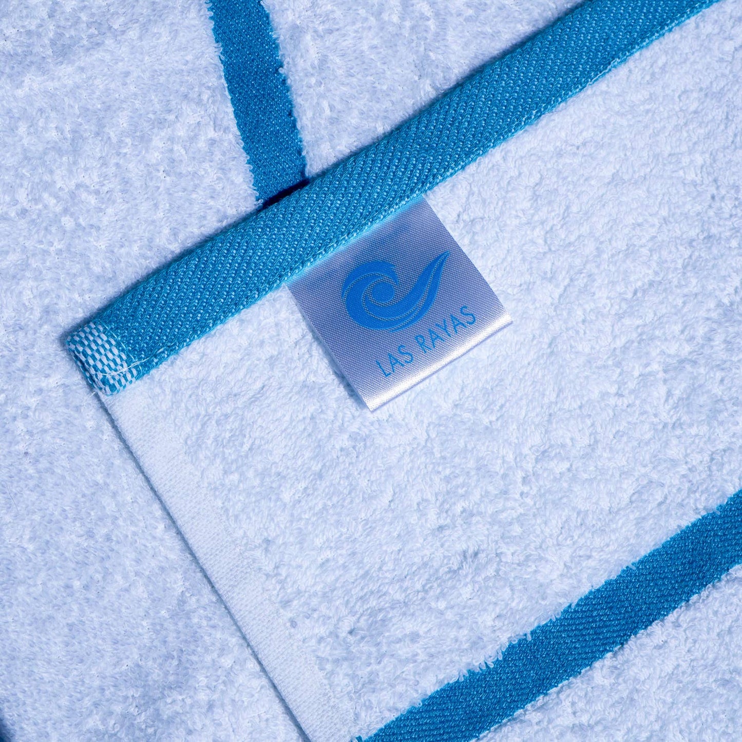 2 Pack of Chaise Lounge Chair Towels, 30 x 85, Fitted Pocket